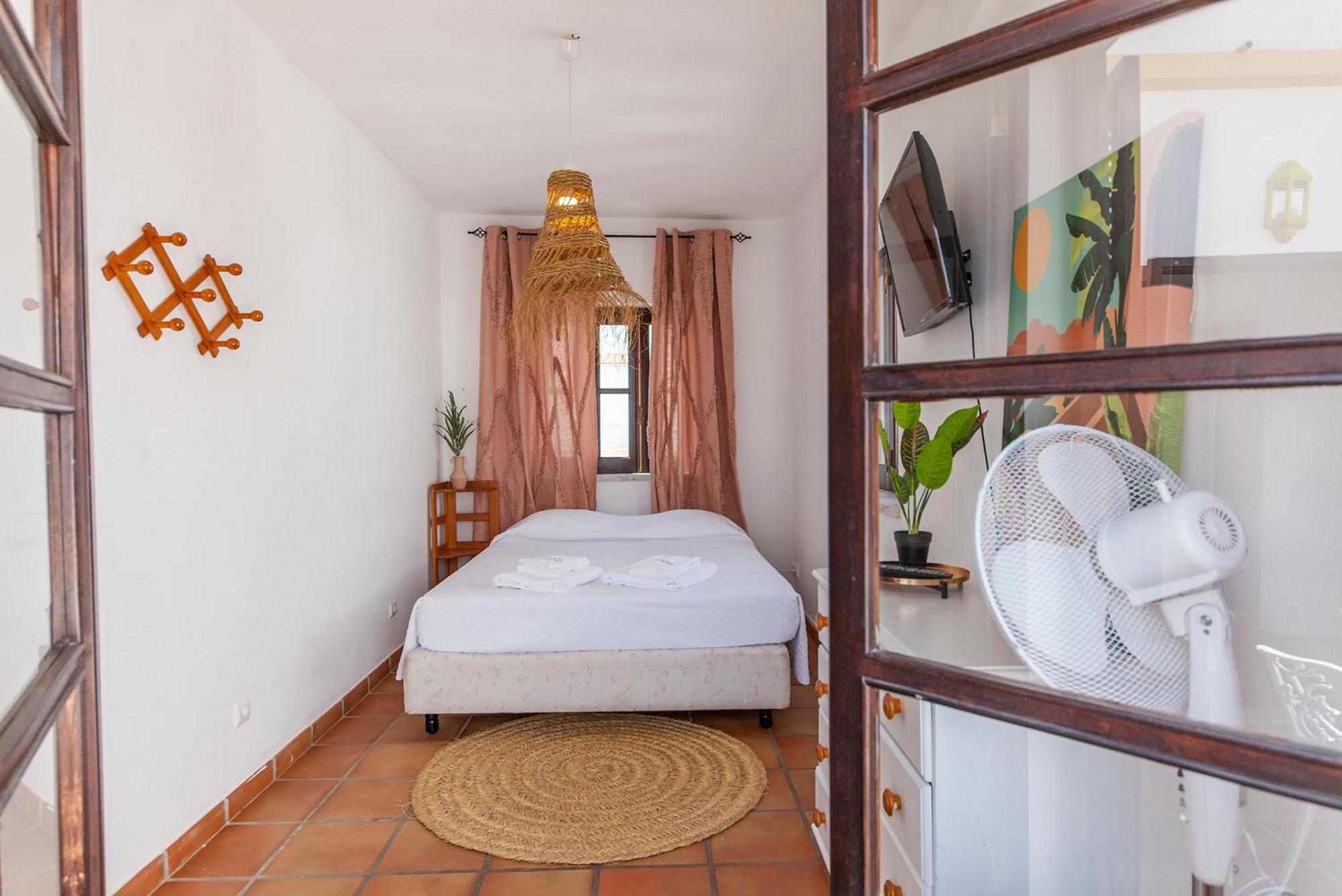 J - Casa Do Farol Guesthouse Lagos Habitación foto